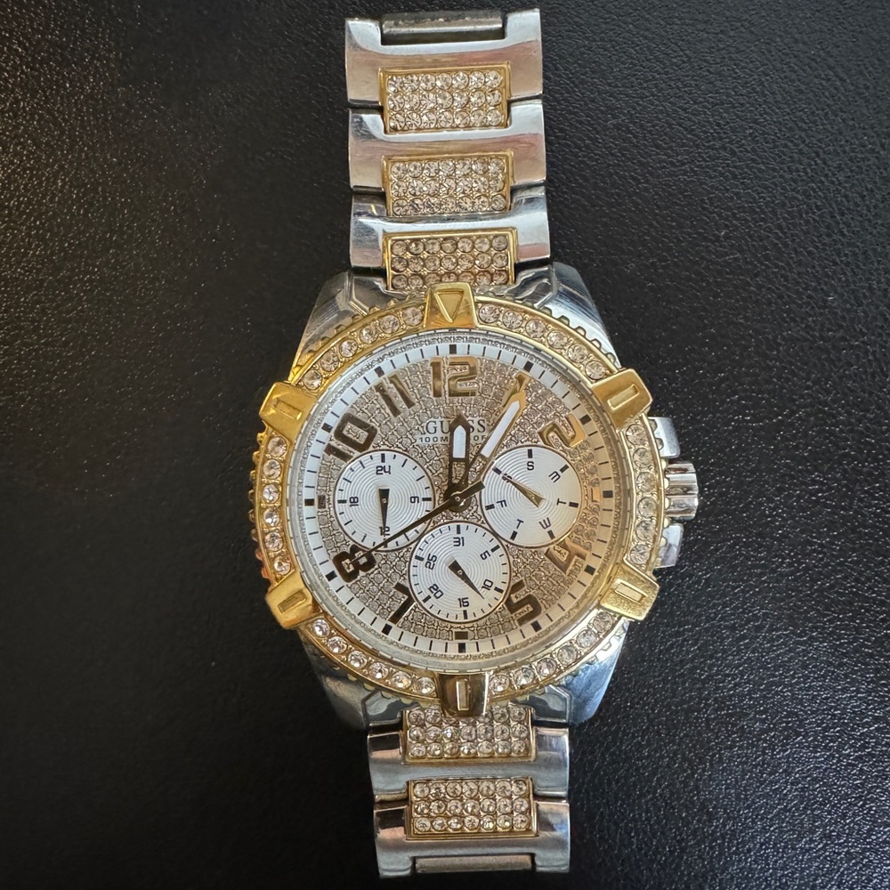 Men’s GUESS Watch